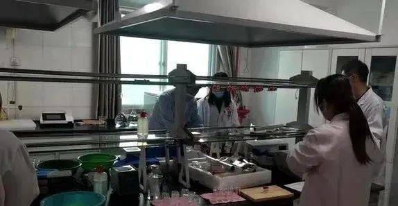 警惕 此地出现多例出血热患者